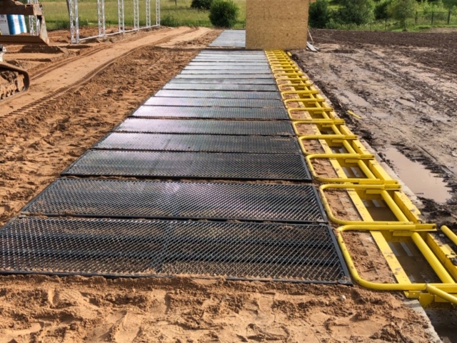 40 Bike with Race Gates Start Panels 